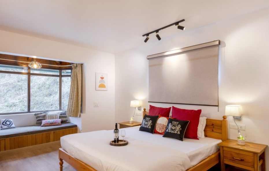Luxe 2+1 BR Cottage near Mukteshwar | Wifi + Meals