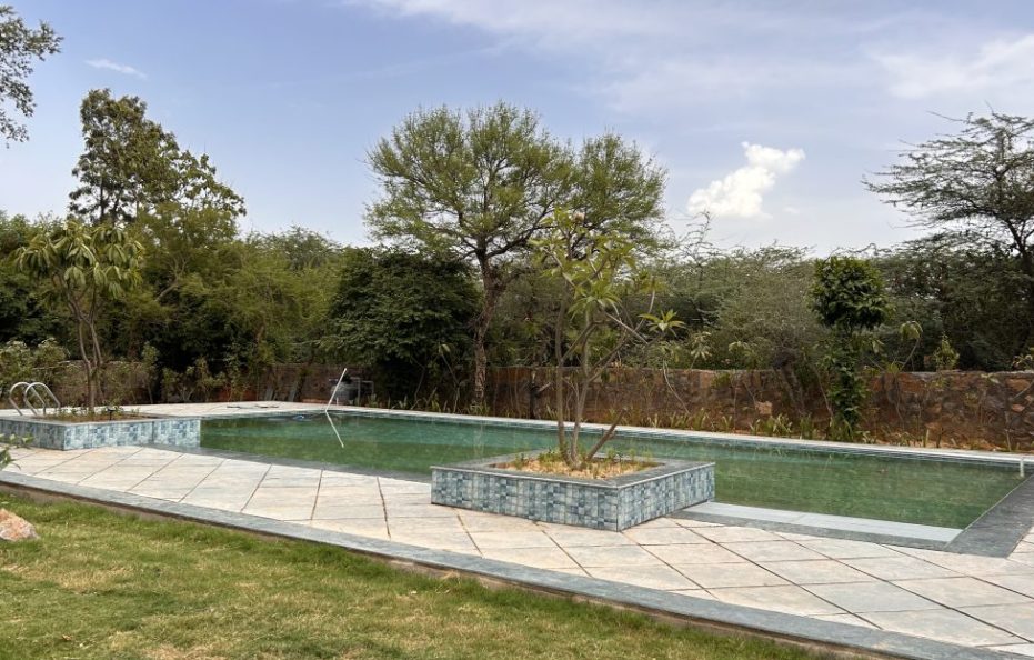 Insta-worthy 2 BHK Farmhouse with Pool near Gurgaon