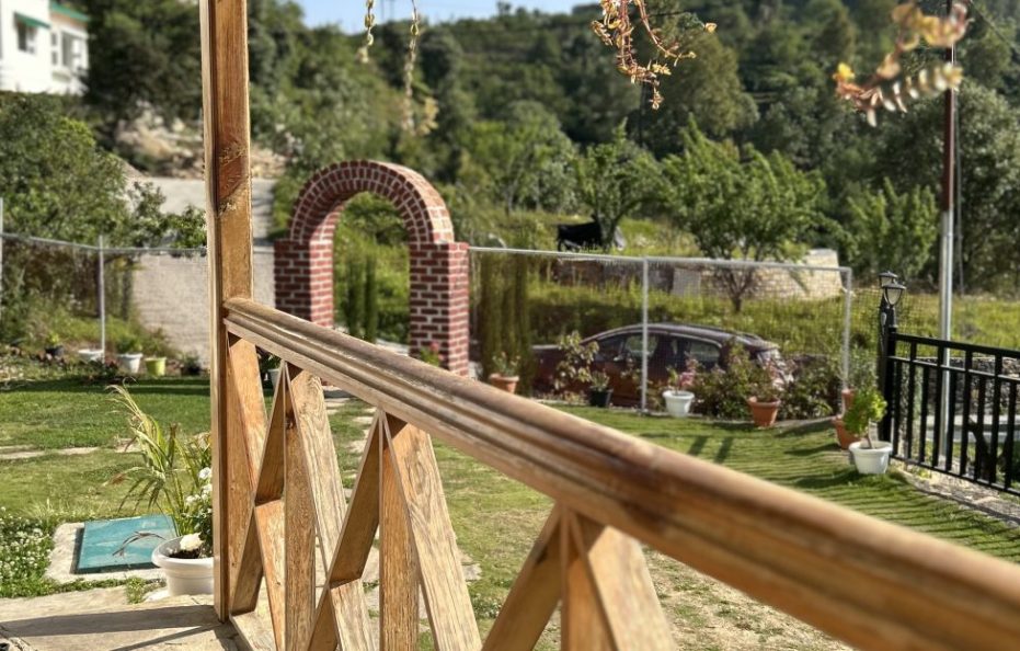 Luxe 2+1 BR Cottage near Mukteshwar | Wifi + Meals