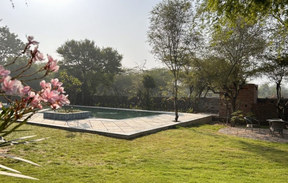 Insta-worthy 2 BHK Farmhouse with Pool near Gurgaon