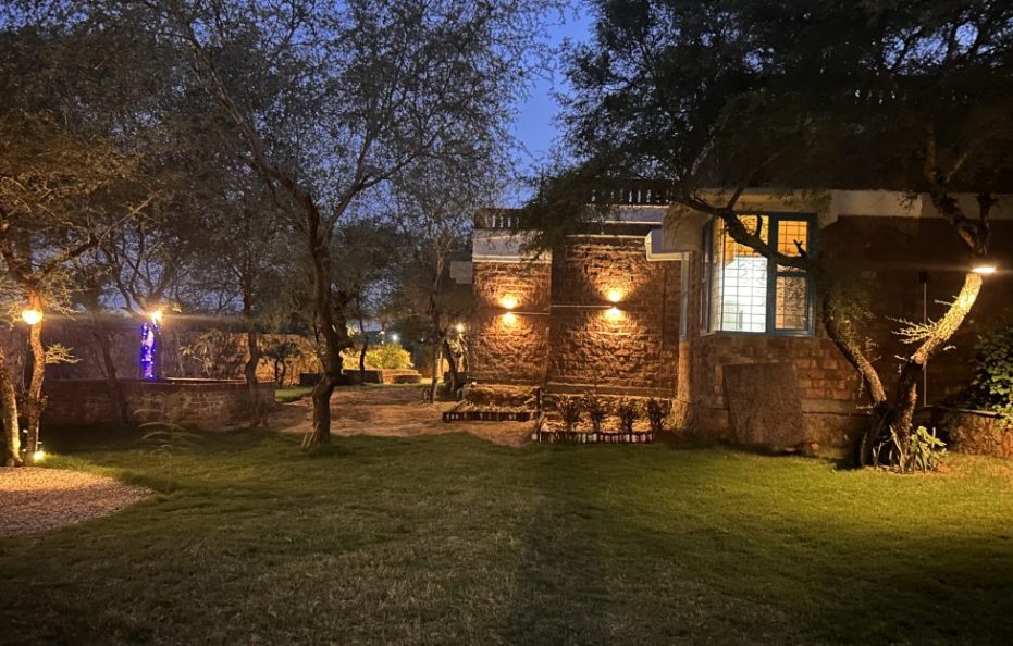 Insta-worthy 2 BHK Farmhouse with Pool near Gurgaon