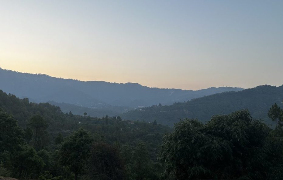Luxe 2+1 BR Cottage near Mukteshwar | Wifi + Meals
