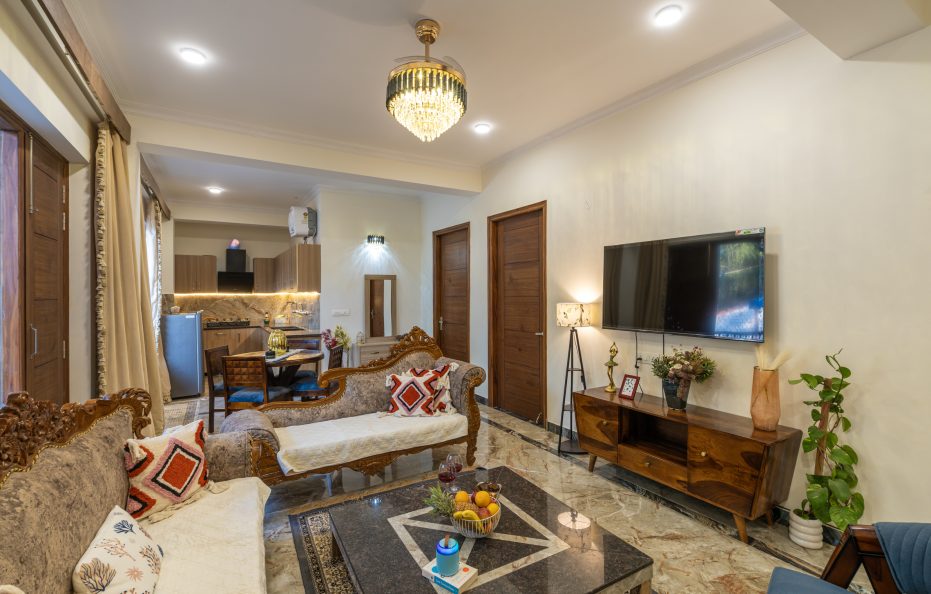 2 BR Apt near Kasauli w/Terrace | Bonfire | Meals