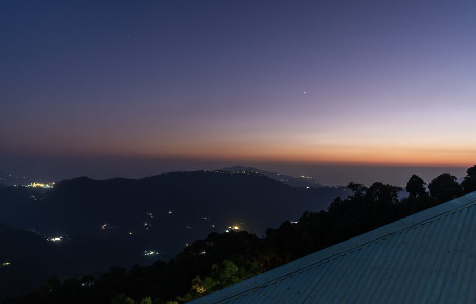 2 BR Apt near Kasauli w/Terrace | Bonfire | Meals