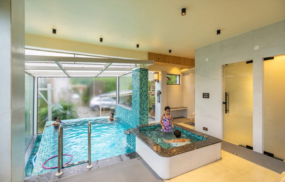 Uber-Luxury Villa near Kasauli | Heated Pool + Jacuzzi + Home-Theater