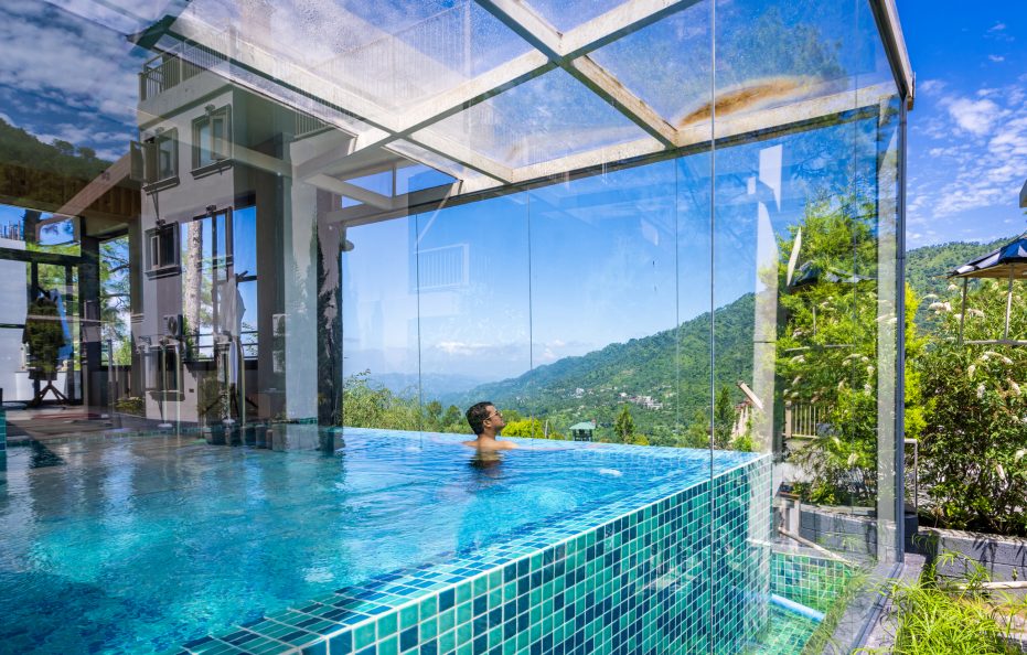 Uber-Luxury Villa near Kasauli | Heated Pool + Jacuzzi + Home-Theater