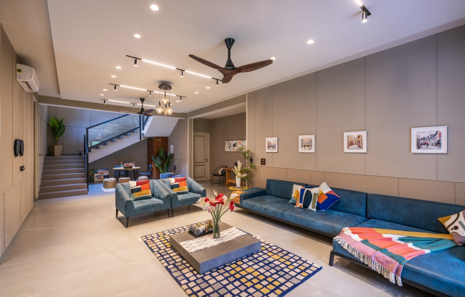 Uber-Luxury Villa near Kasauli | Heated Pool + Jacuzzi + Home-Theater