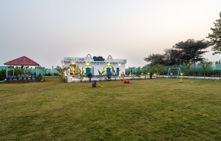 Thalassa Farm in Manesar NCR | Pool, Garden & more