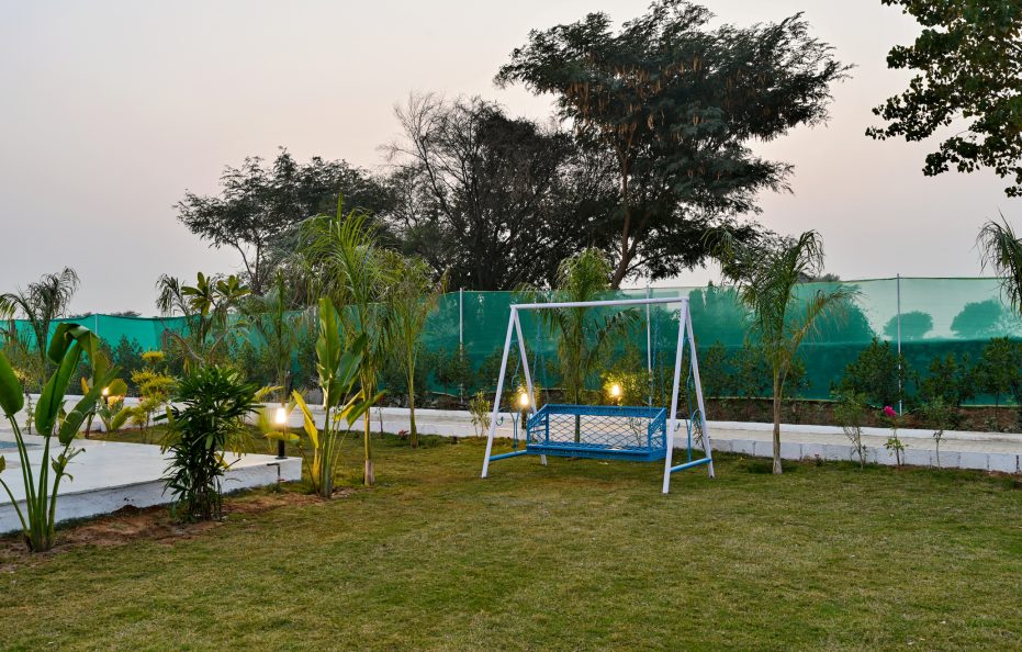 Thalassa Farm in Manesar NCR | Pool, Garden & more