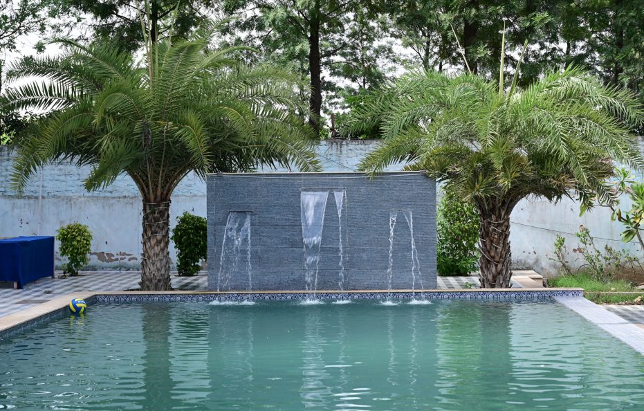 4BR Farmhouse with Pool in Manesar | Cook & Staff