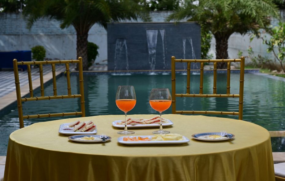 4BR Farmhouse with Pool in Manesar | Cook & Staff